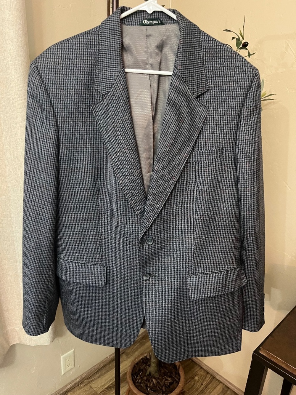 Olympia’s Blazer